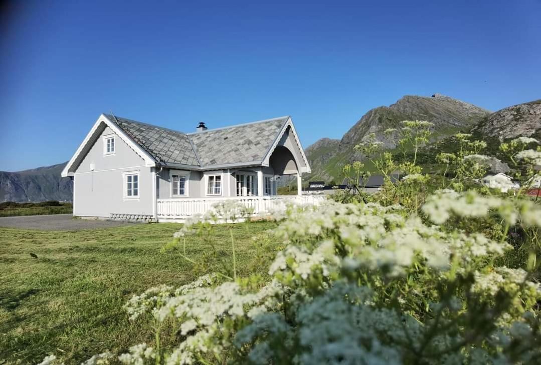 Banpim Beachside Lofoten Рамберг Экстерьер фото