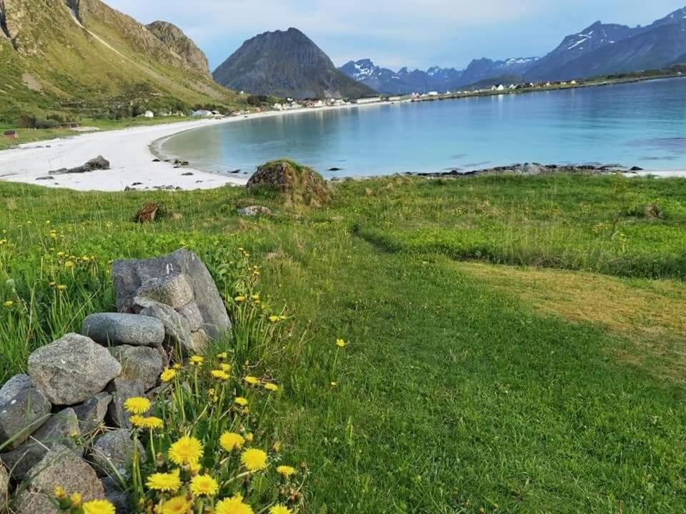Banpim Beachside Lofoten Рамберг Экстерьер фото